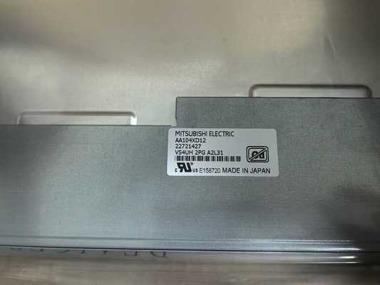 Un bon prix. Affichage LCD industriel Mitsubishi 10,4 pouces avec une résolution de 1024X768P et un connecteur 20PIN en ligne