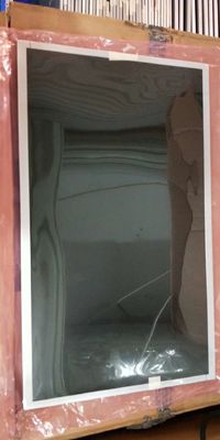 Un bon prix. Moniteur à écran tactile haute résolution de 19